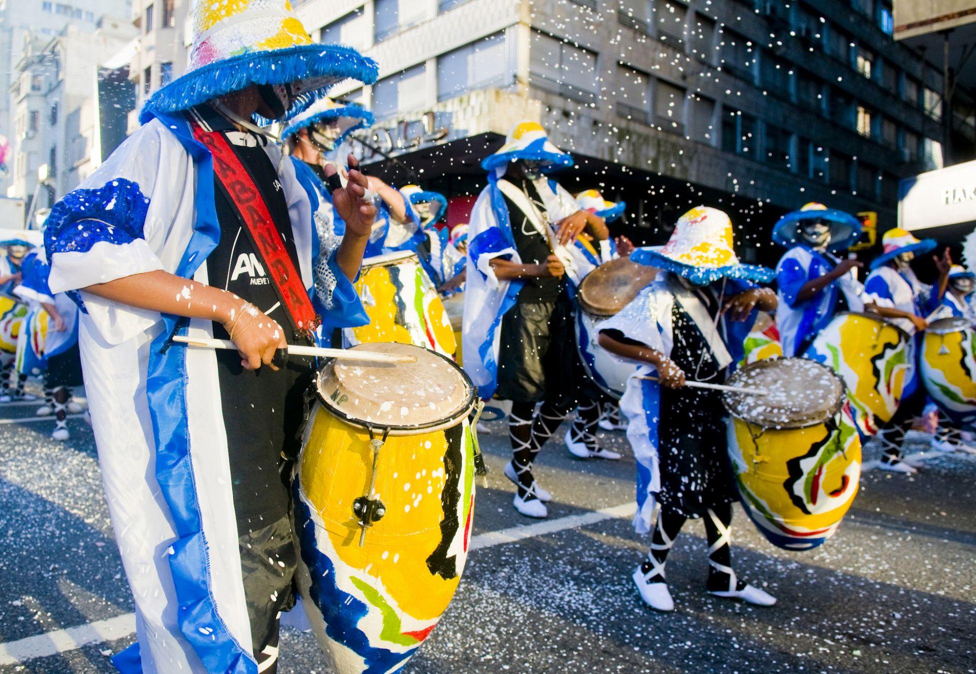 A Montevideo il Carnevale dura tra i 40 e i 50 giorni ©Kobby Dagan